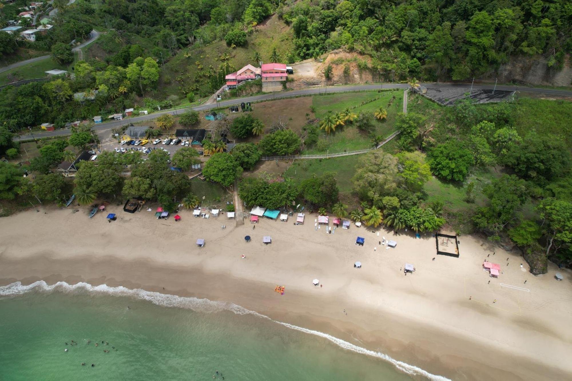 Las Cuevas Beach Lodge 외부 사진
